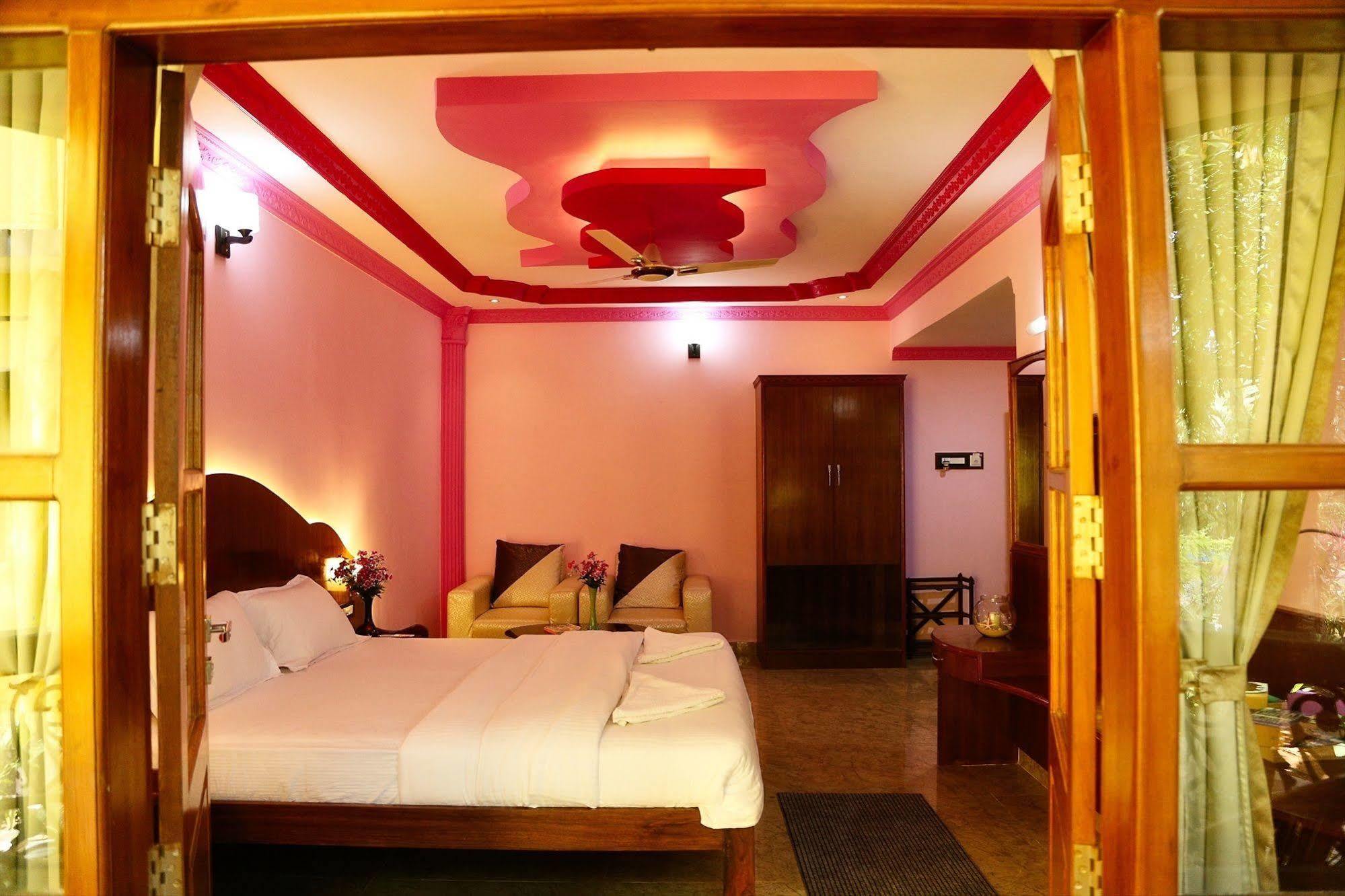 Sea View Resort Patnem Beach Esterno foto