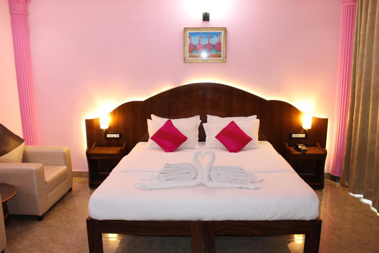 Sea View Resort Patnem Beach Esterno foto