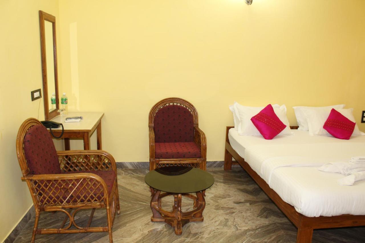 Sea View Resort Patnem Beach Esterno foto